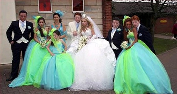 Pictures ugliest wedding dresses