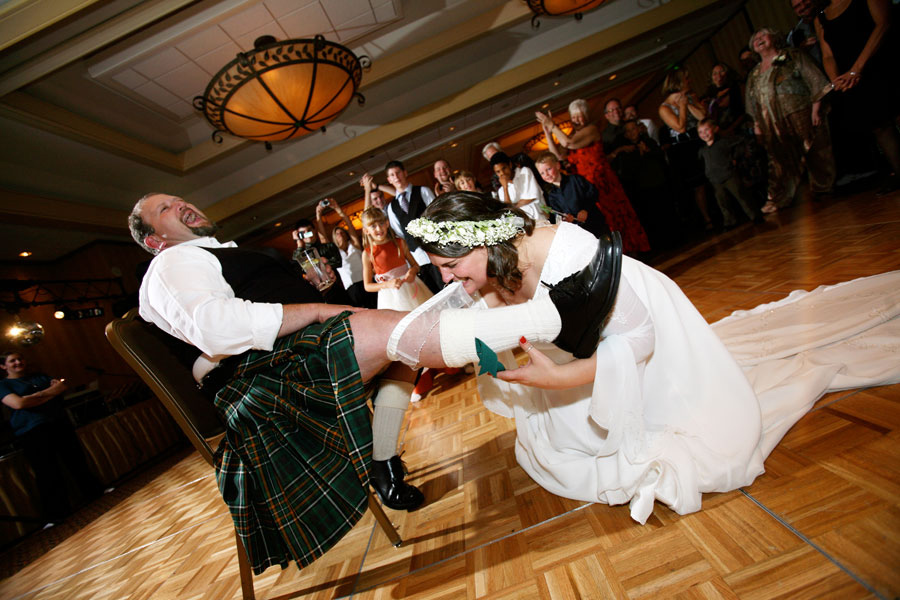 The best garter toss at a wedding! #gartertossideas #gartertoss #weddi, garter
